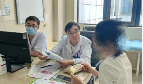 https://mp.weixin.qq.com/s/Rwll8oO8Xyd3nMVAkKQEHQ?mpshare=1&scene=1&srcid=04163krmAwmvdQWxdKaq8oPG&sharer_shareinfo=8b219246e448f602984e4dd2012e87c3&sharer_shareinfo_first=8b219246e448f602984e4dd2012e87c3&from=industrynews&color_scheme=light#rd